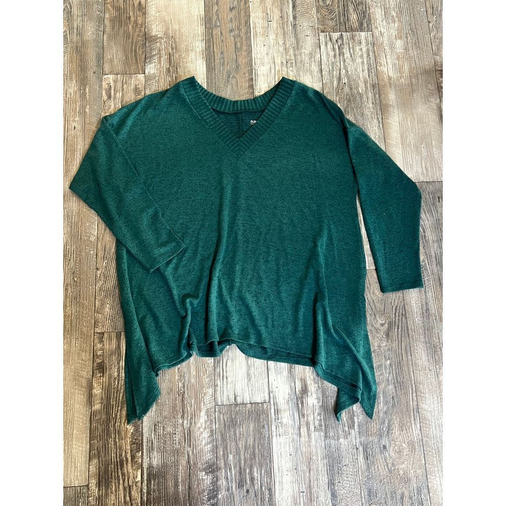 Torrid Super Soft Plush Green V-Neck Asymmetrical‎ Sweater Plus Size 2